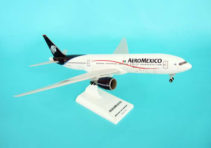 B777-200ER Aeromexico 1/200 With Gear